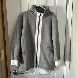 Lululemon size 8 gray coat
